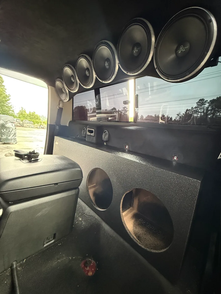 Twins Car Audio & Tire — install shot 04